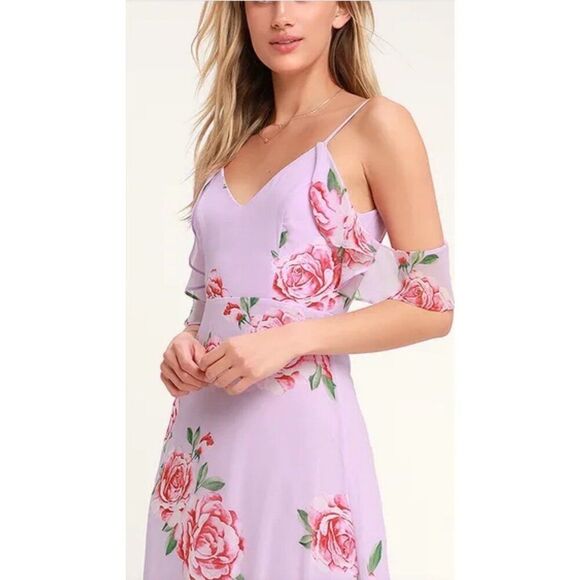 Lulu’s Take You There Lavender Floral Print Maxi Dress M Flowy Tiered Roses - Picture 4 of 10
